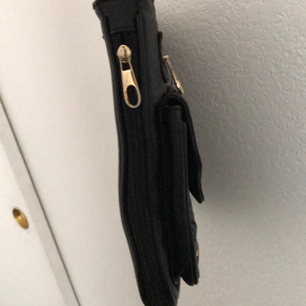 Purse - Picture 3 of 3